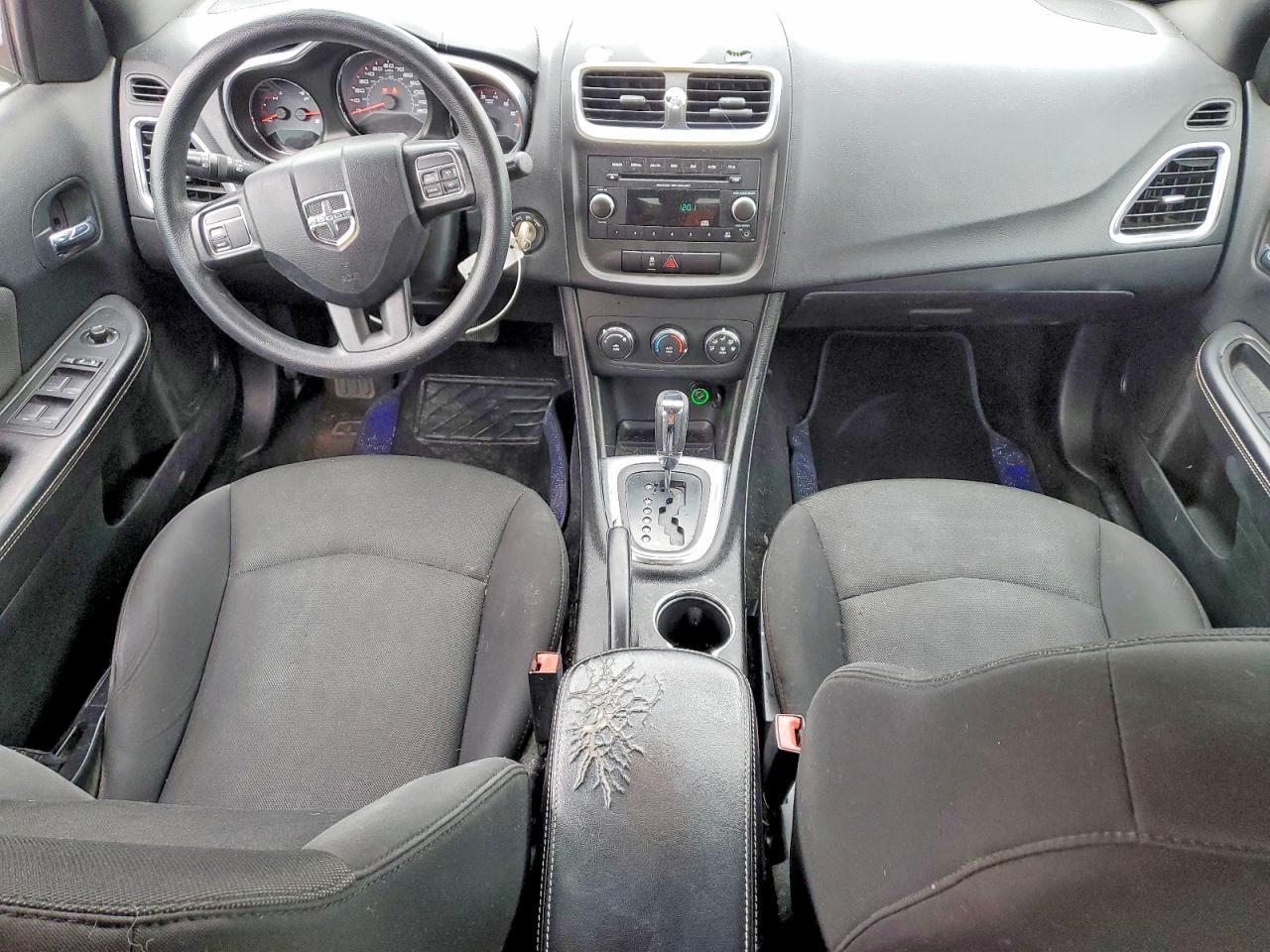 2014 Dodge Avenger se