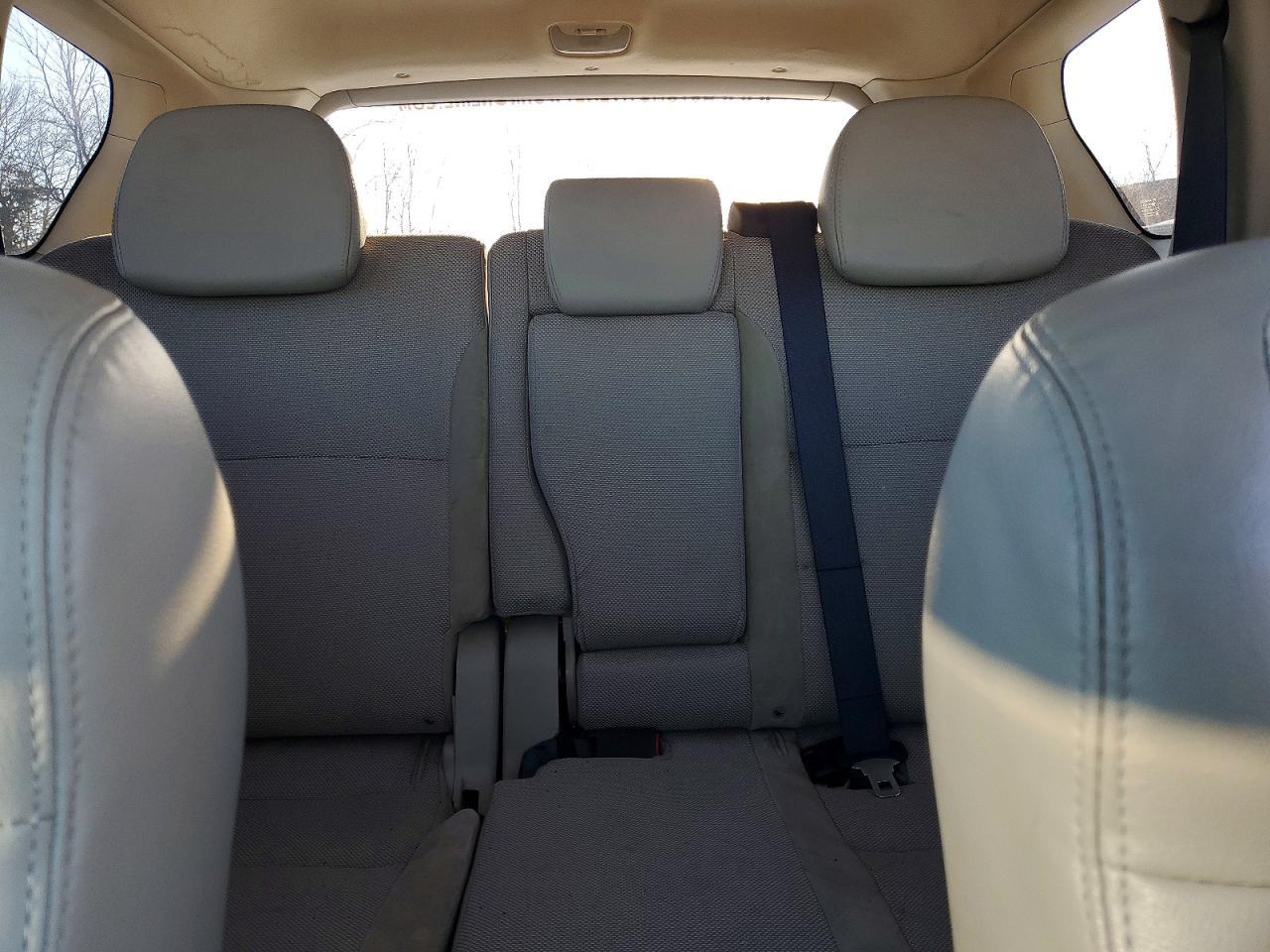 2010 Mitsubishi Outlander se