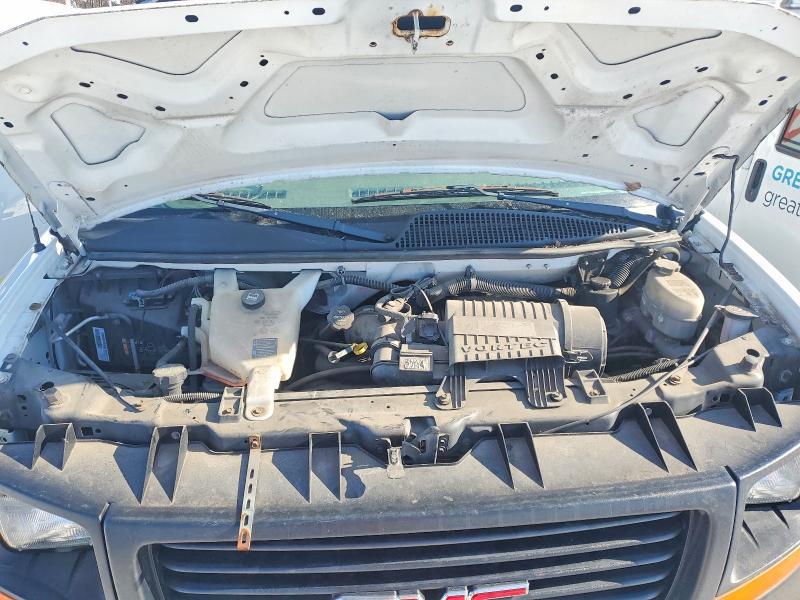 2016 GMC Savana 2500 Cargo Utility / Service van
