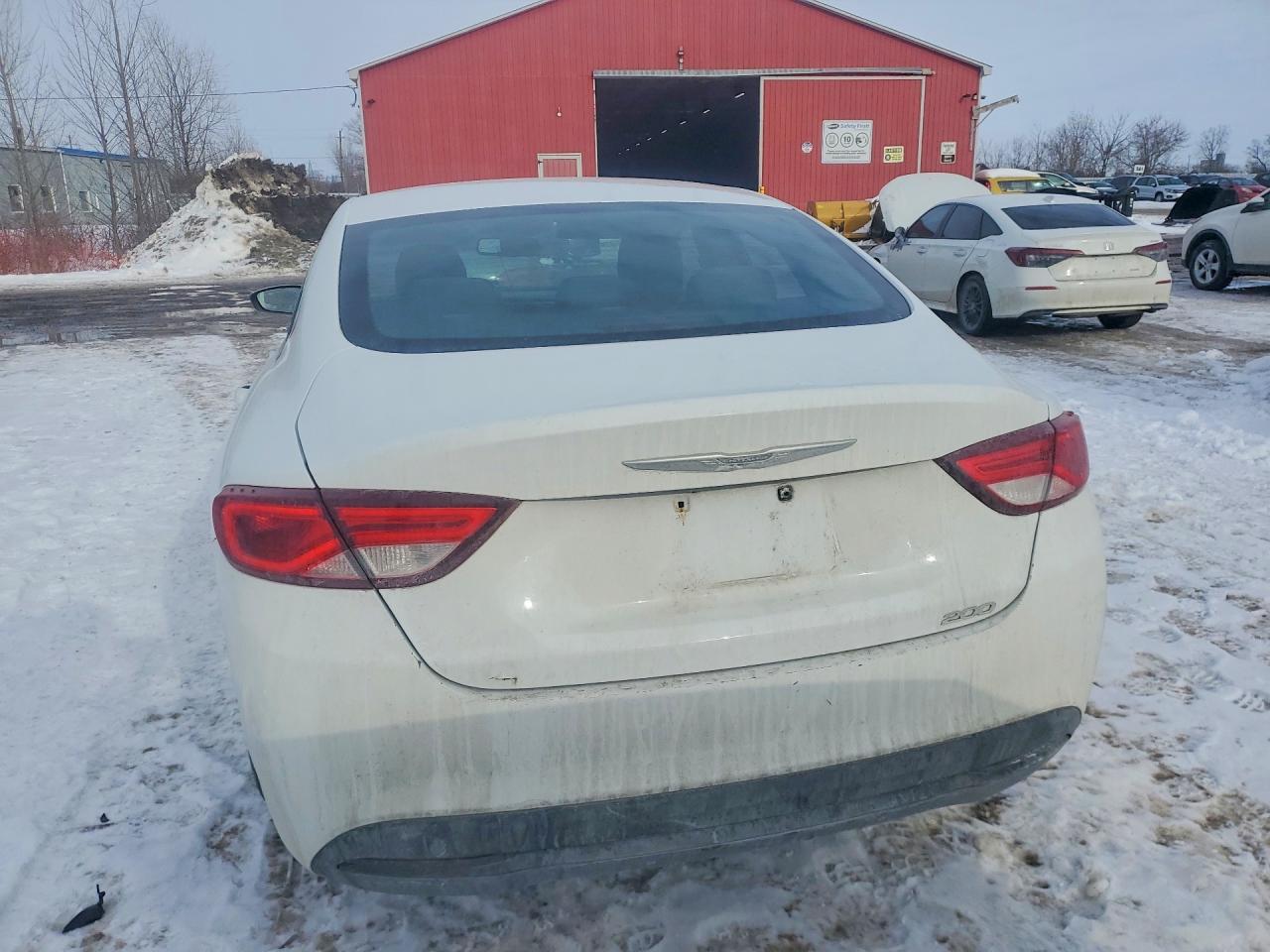 2015 Chrysler 200 lx
