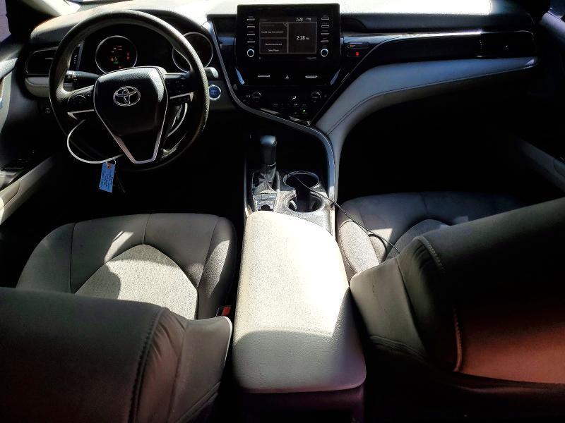 2021 Toyota Camry Hybrid le