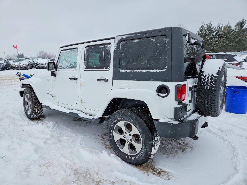 2016 Jeep Wrangler Unlimited Sahara
