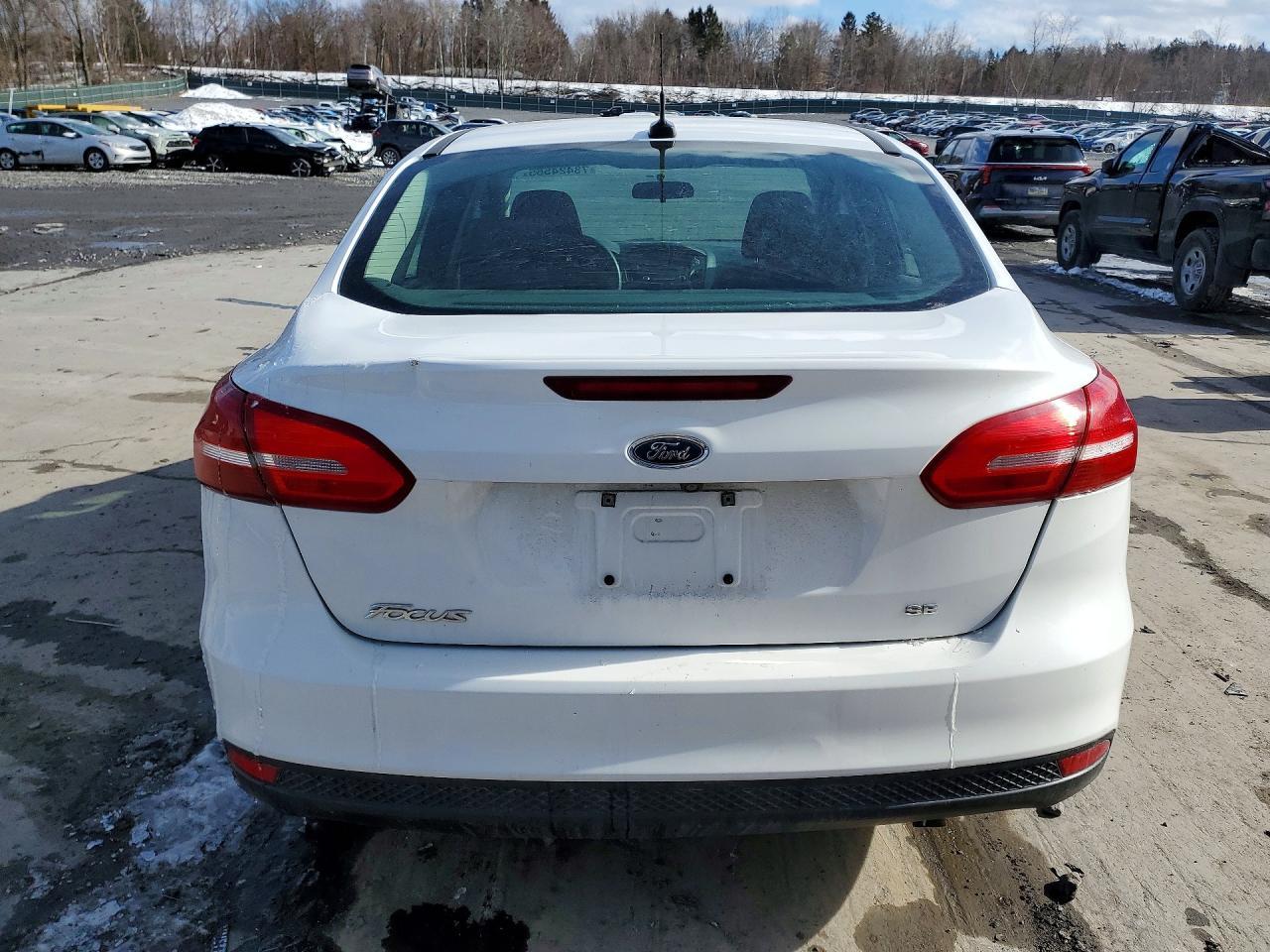 2015 Ford Focus se