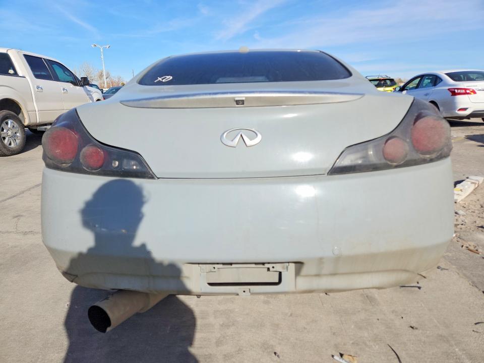 2011 Infiniti G37