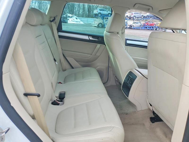 2013 Volkswagen Touareg V6
