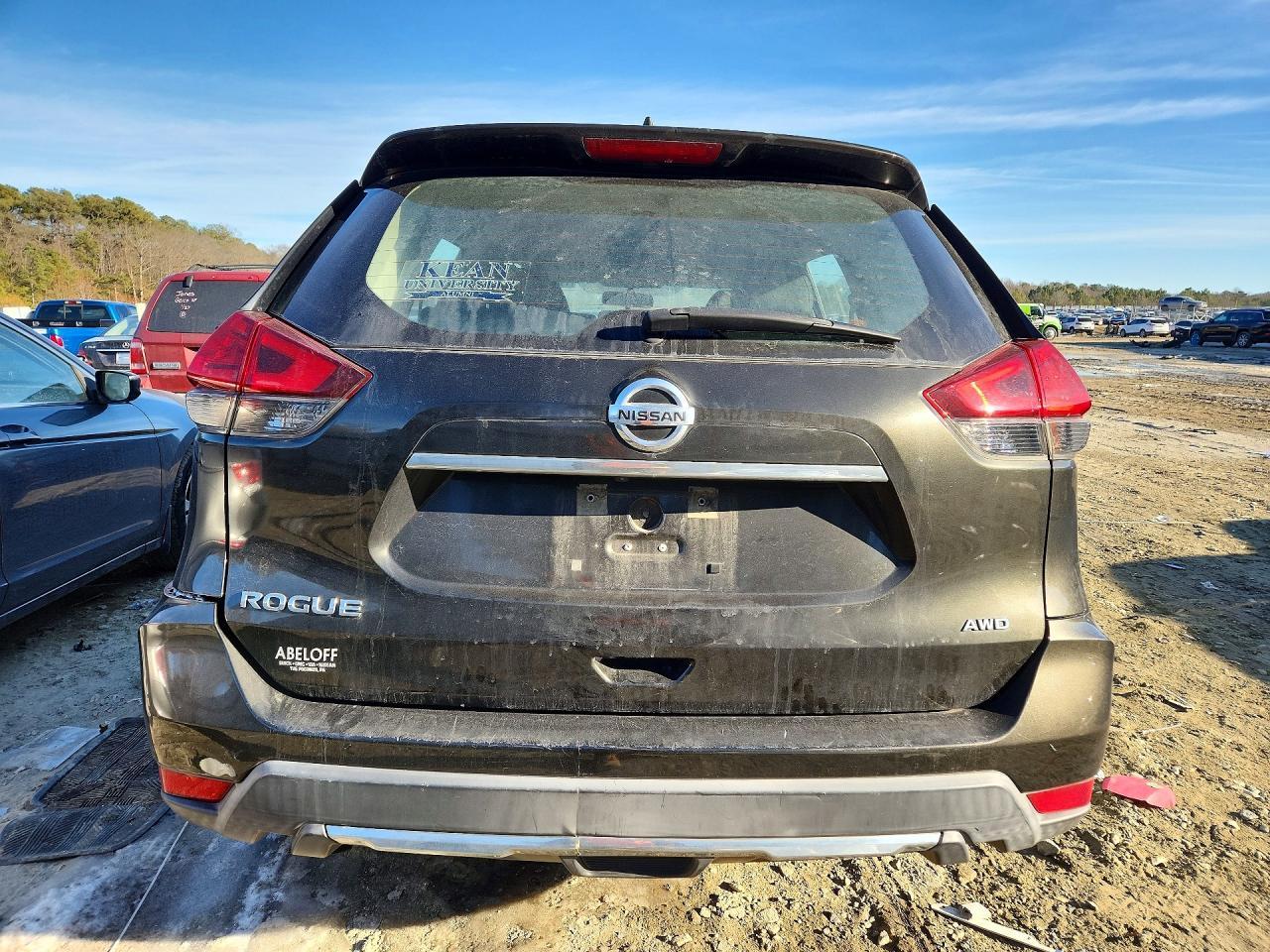 2017 Nissan Rogue s