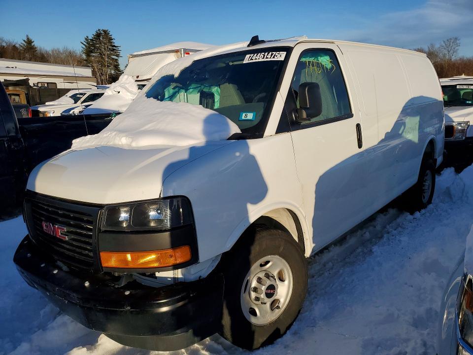 2025 GMC Savana 2500 Cargo Utility / Service van