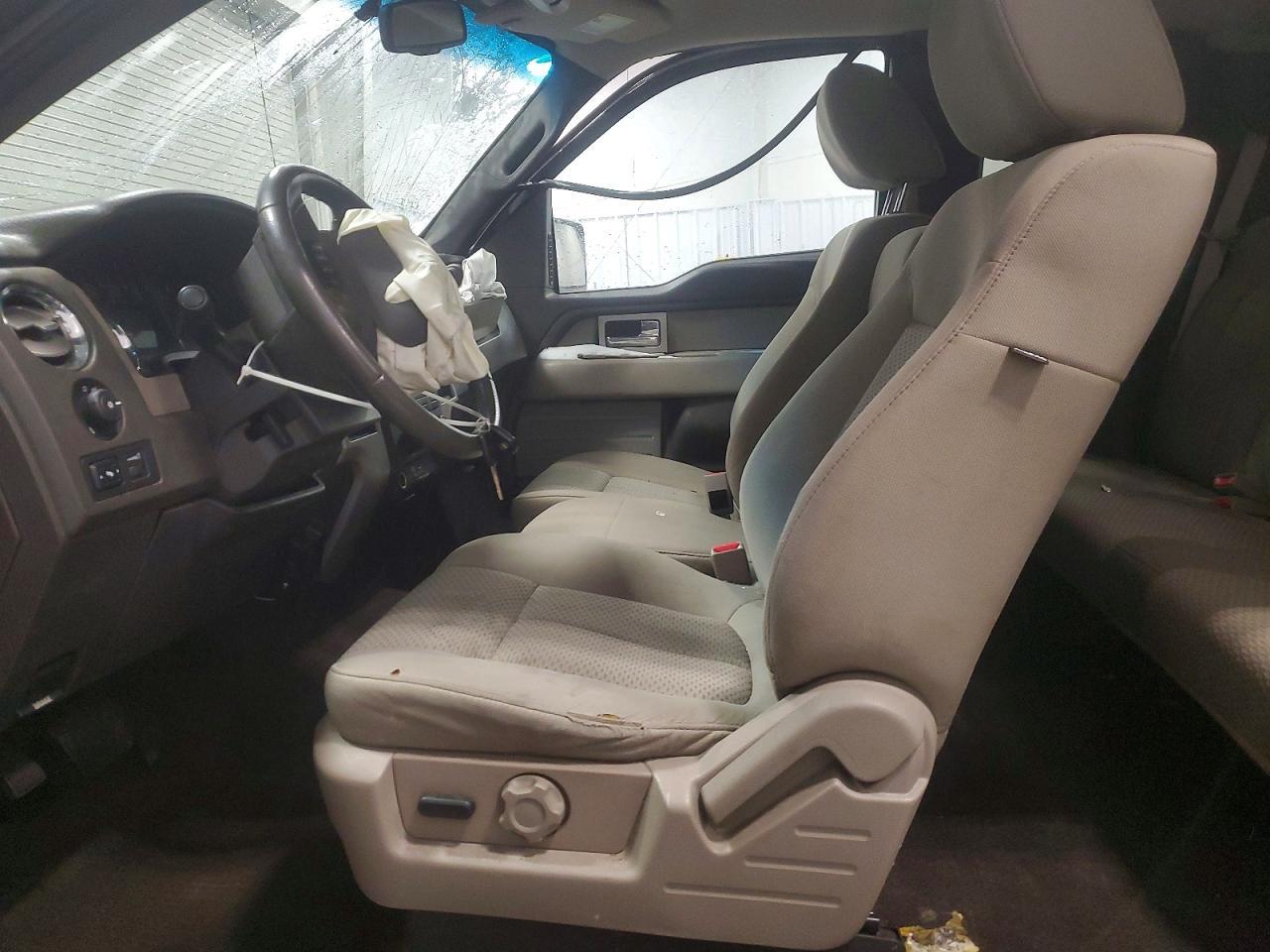 2009 Ford F150 Super cab