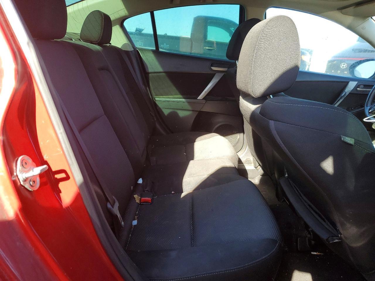 2012 Mazda 3 S