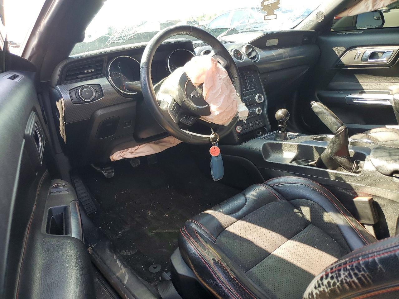 2017 Ford Mustang gt