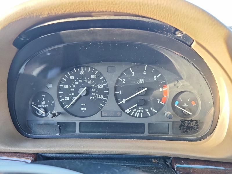 2001 BMW 740 i Automatic