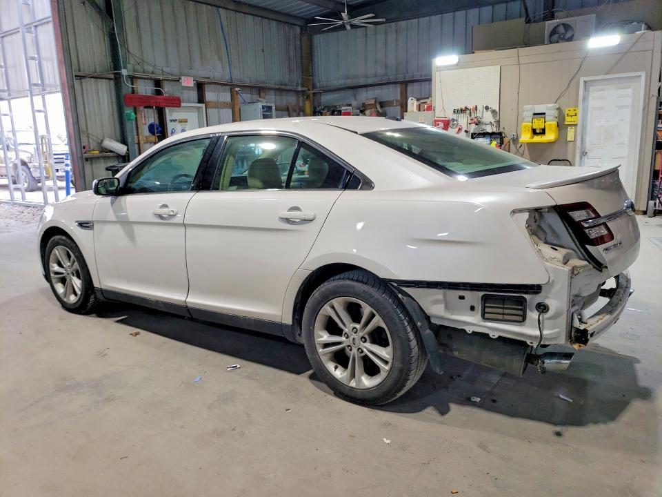 2015 Ford Taurus sel