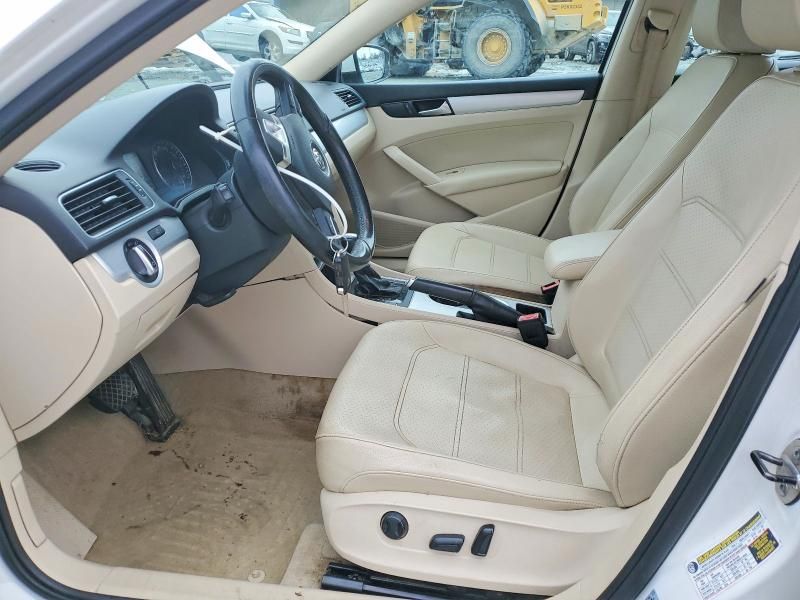 2013 Volkswagen Passat se