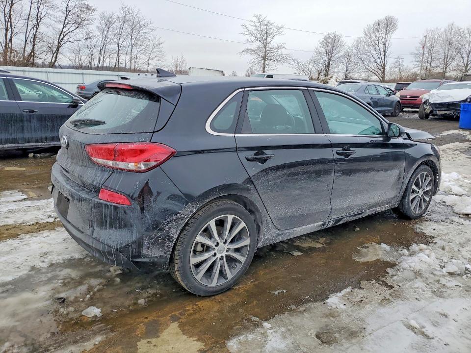 2019 Hyundai Elantra gt Base