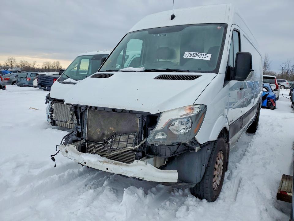 2014 Freightliner Sprinter 2-delivery van