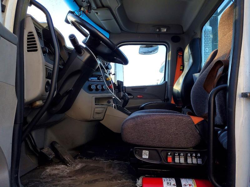 2018 Peterbilt 579 Semi Truck