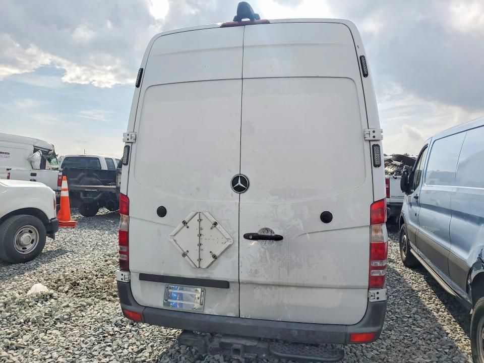 2017 Mercedes-Benz Sprinter 2500 Utility / Service van