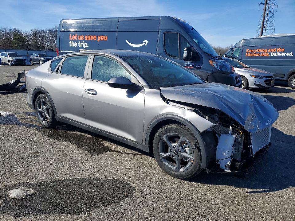 2026 KIA K4 lx