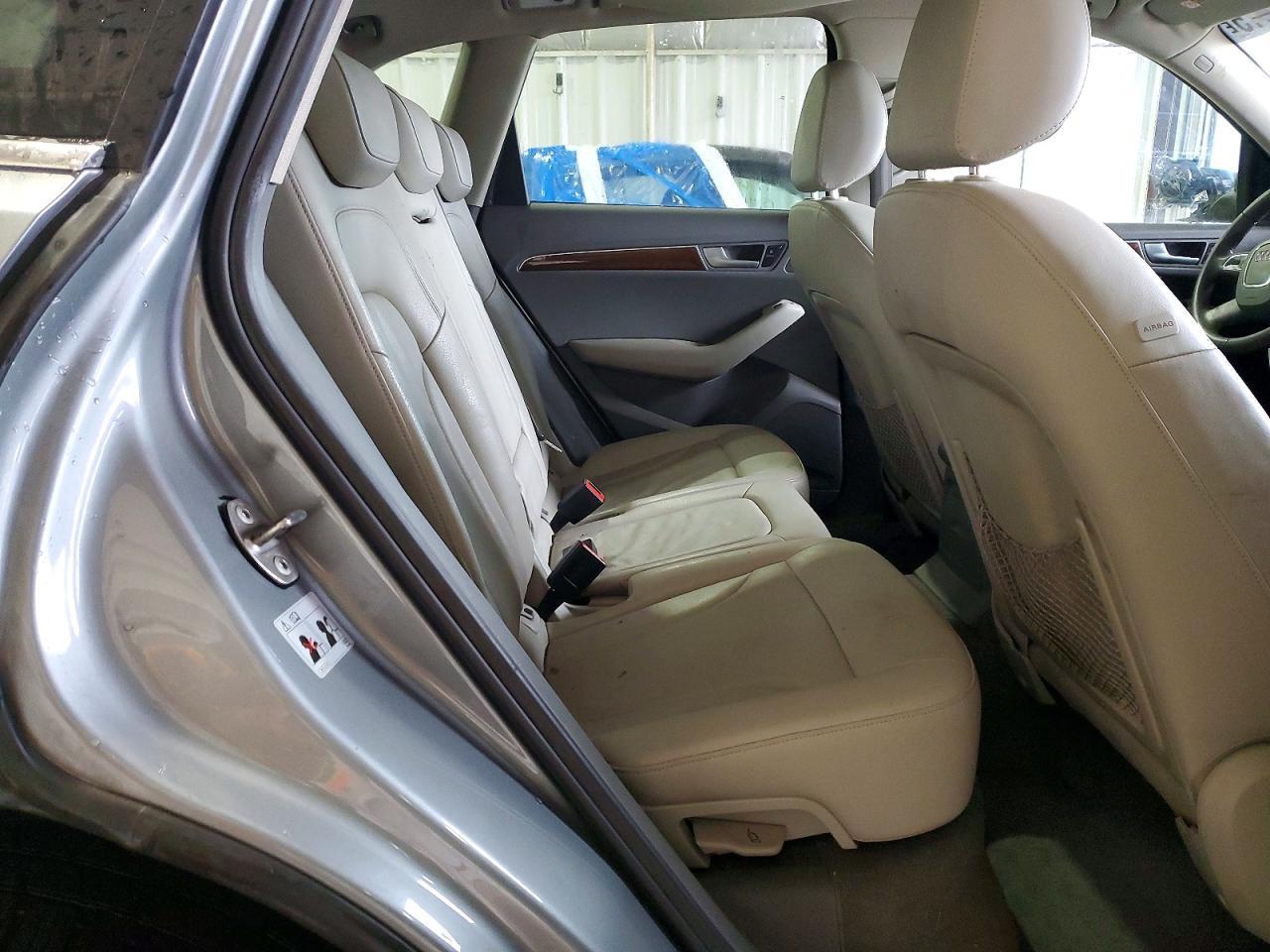 2010 Audi Q5 Premium Plus