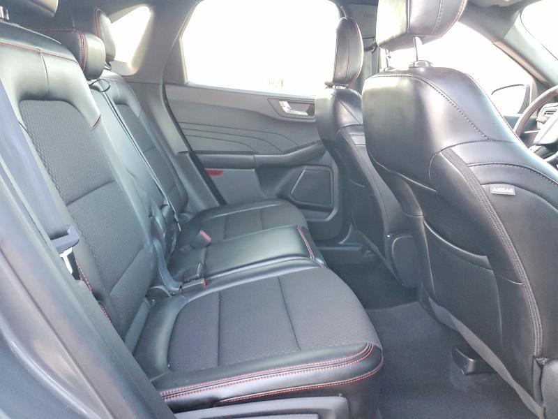 2024 Ford Escape st Line