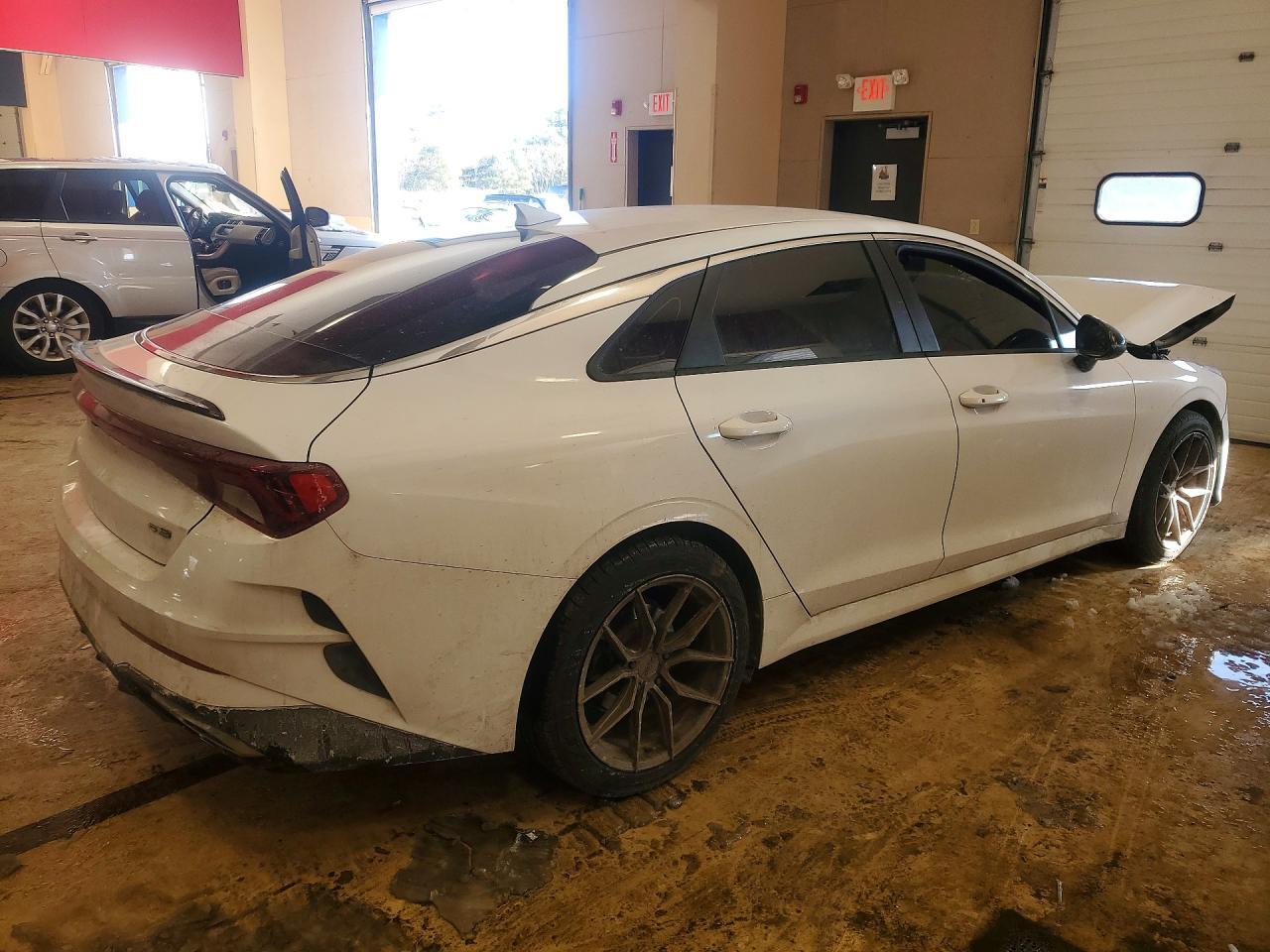 2022 KIA K5 gt Line
