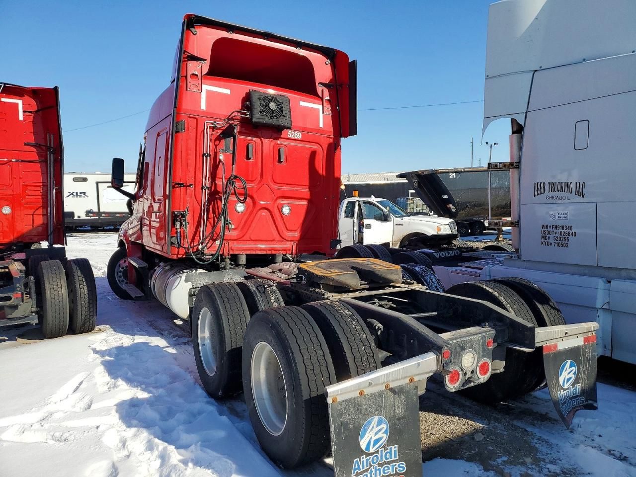 2023 Freightliner Cascadia 126 Semi Truck