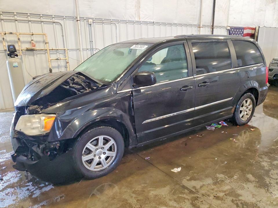 2013 Chrysler Town & Country Touring