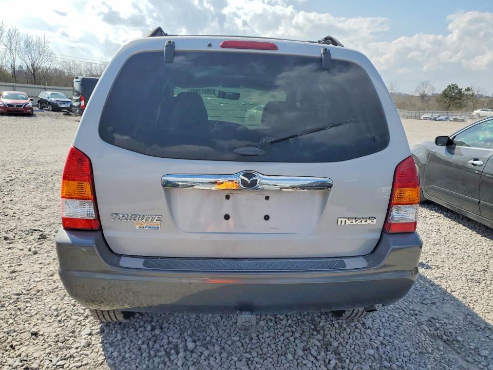 2004 Mazda Tribute es