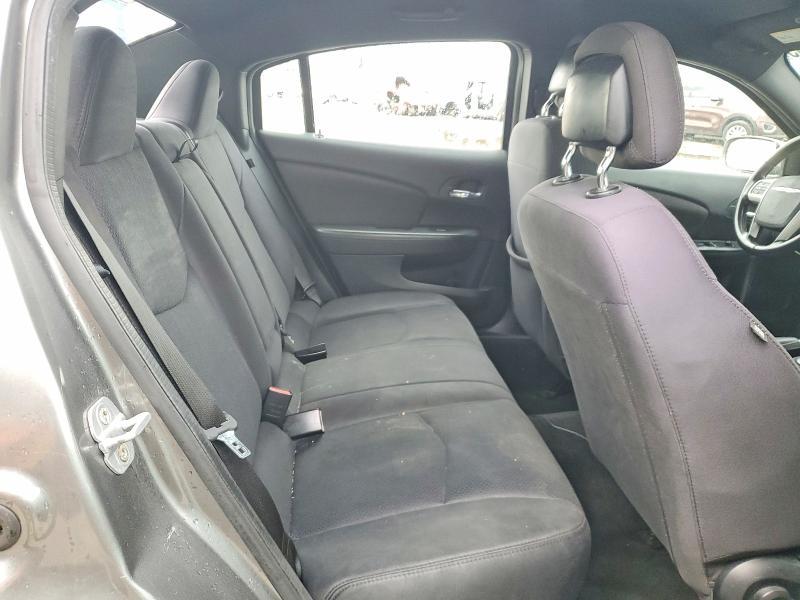 2013 Chrysler 200 Touring