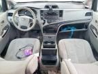 2013 Toyota Sienna le