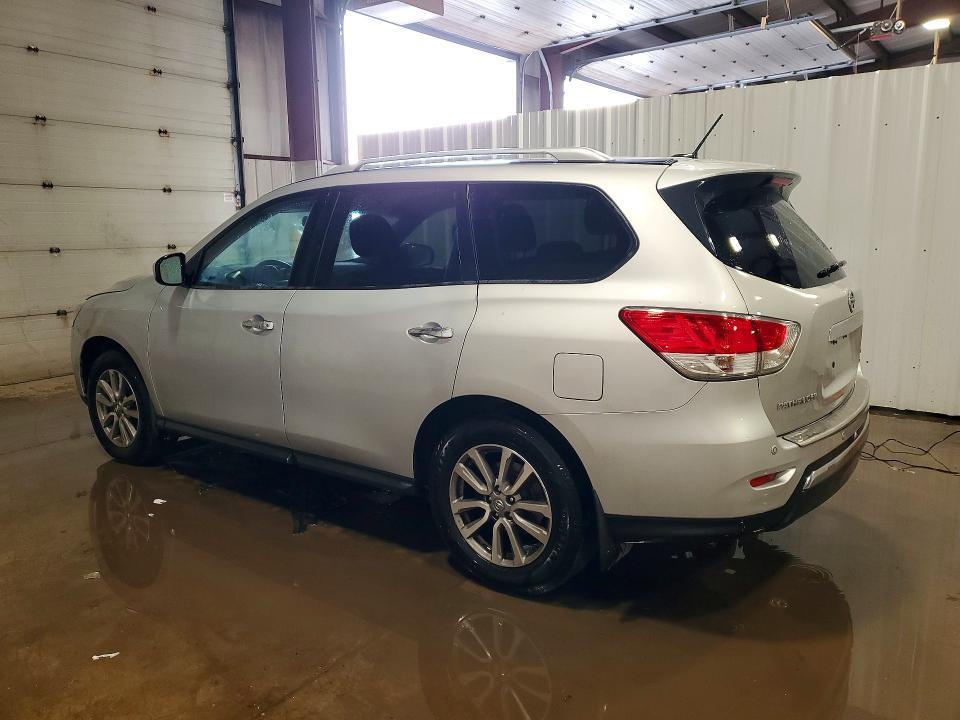 2015 Nissan Pathfinder sv