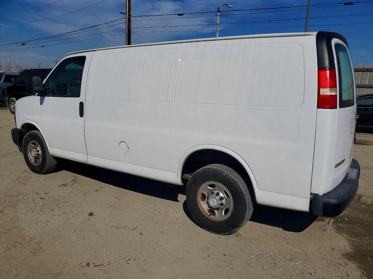 2018 Chevrolet Express G2500