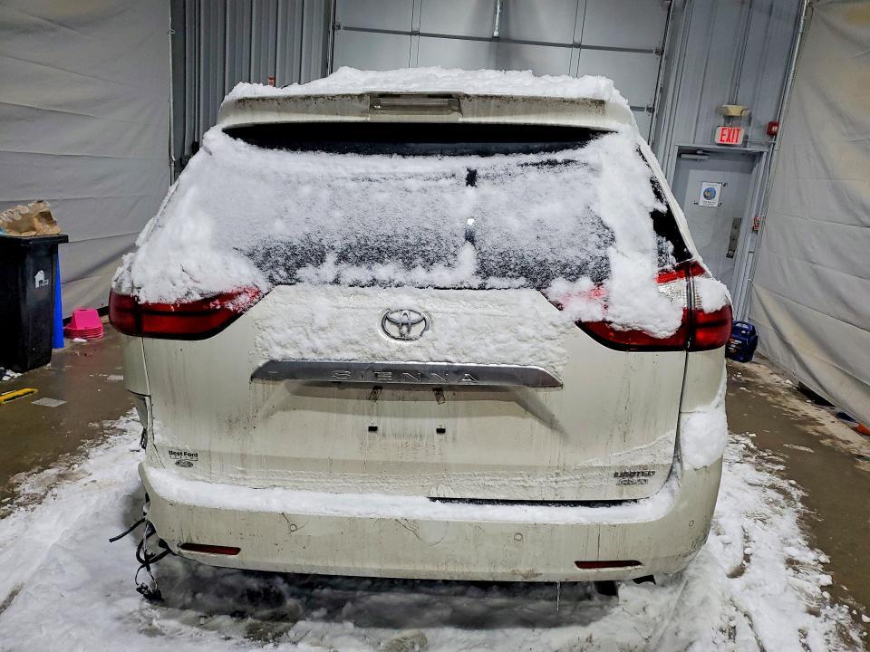 2019 Toyota Sienna xle