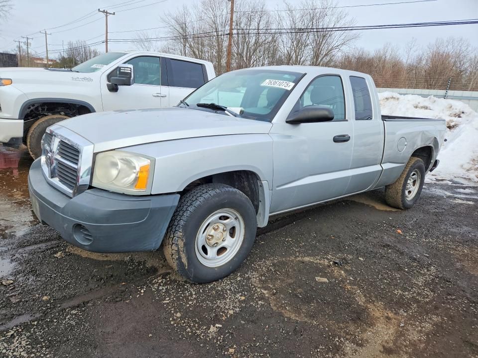 2005 Dodge Dakota st