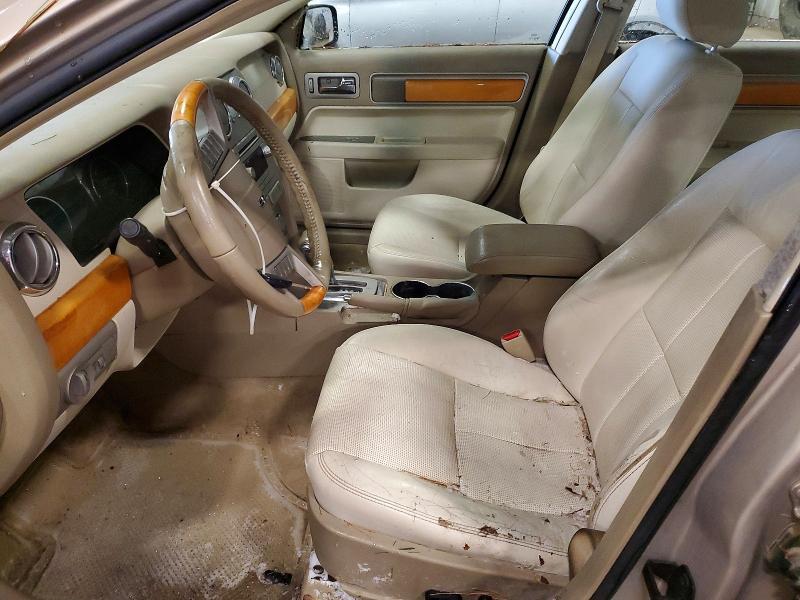 2008 Lincoln Townhouse MKZ