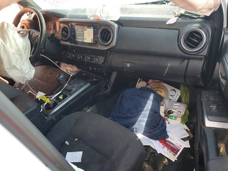 2019 Toyota Tacoma trd Off-road