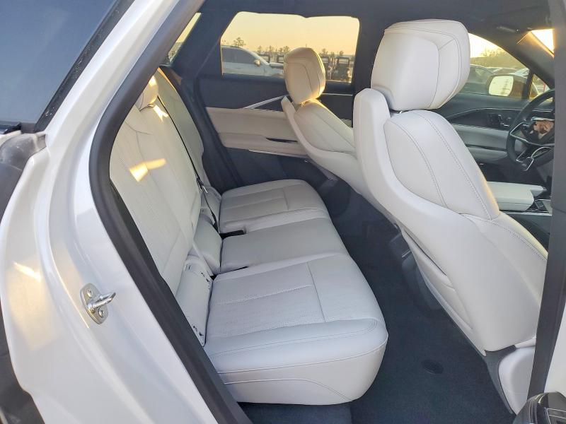 2024 Cadillac Lyriq Sport