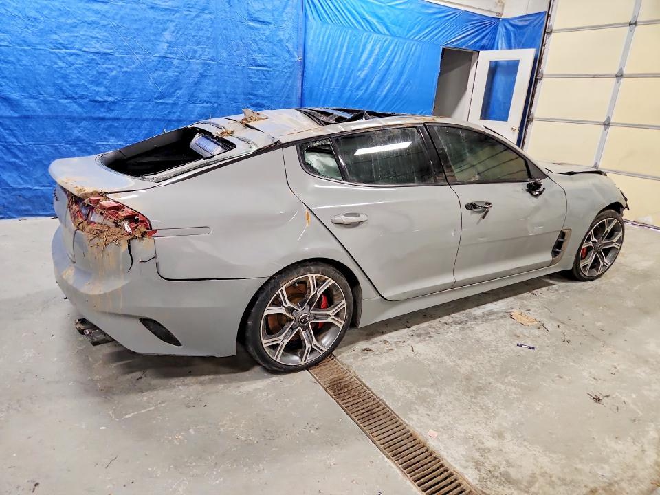 2019 KIA Stinger GT2
