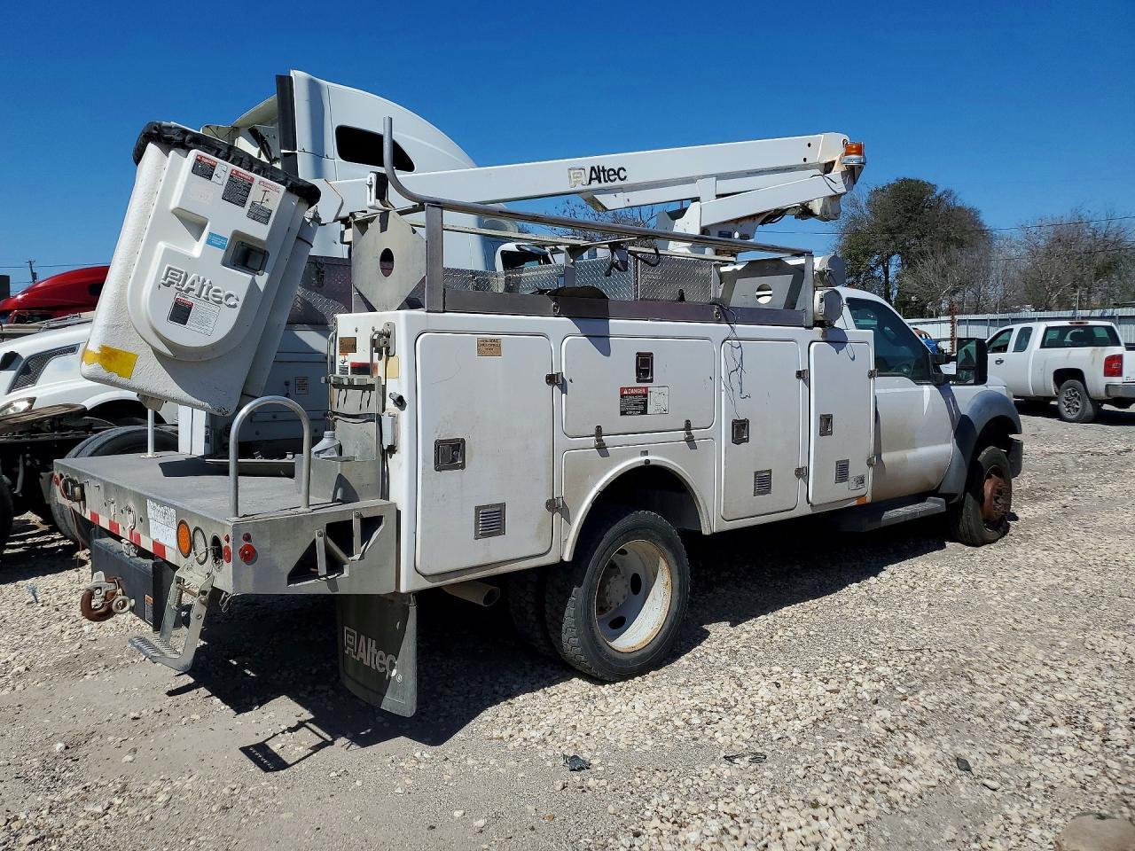 2015 Ford F450 Super Duty Bucket Truck