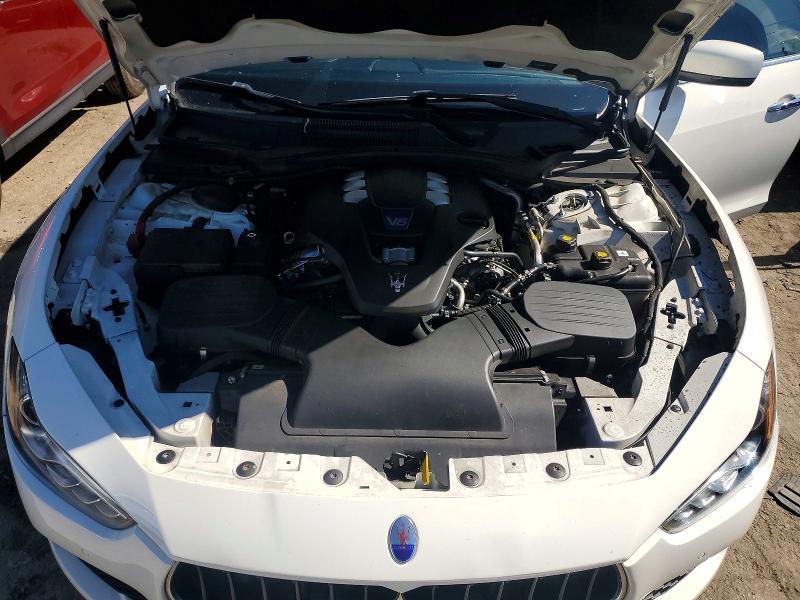 2015 Maserati Ghibli s