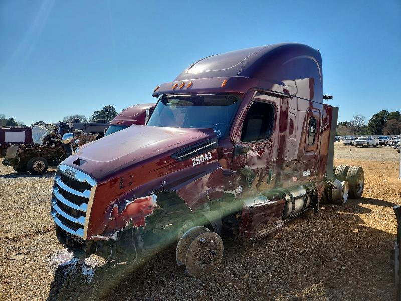 2021 Freigliner 2021 Freightliner Cascadia 126 Semi Truck