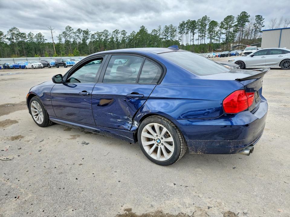 2011 BMW 328 i