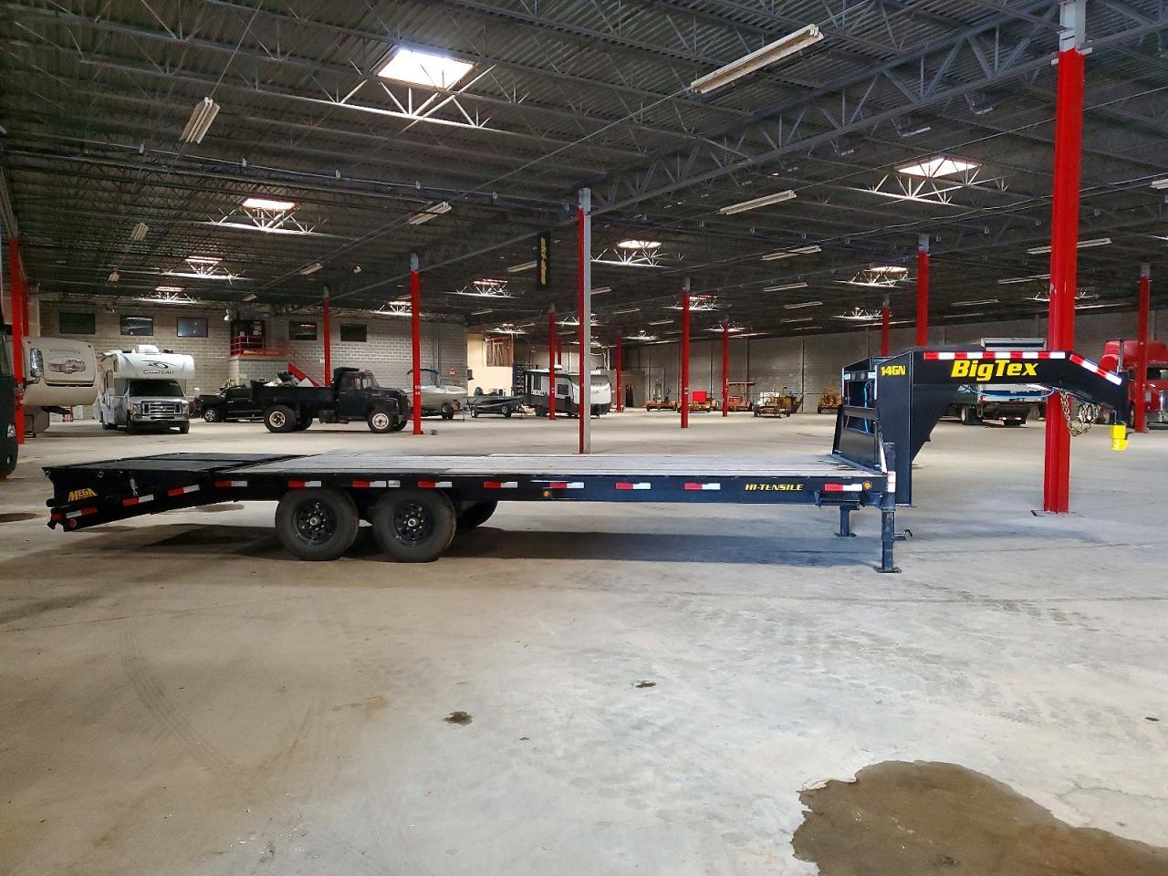 2025 Big Tex 14GN-25D5A-MRBK Equipment Trailer