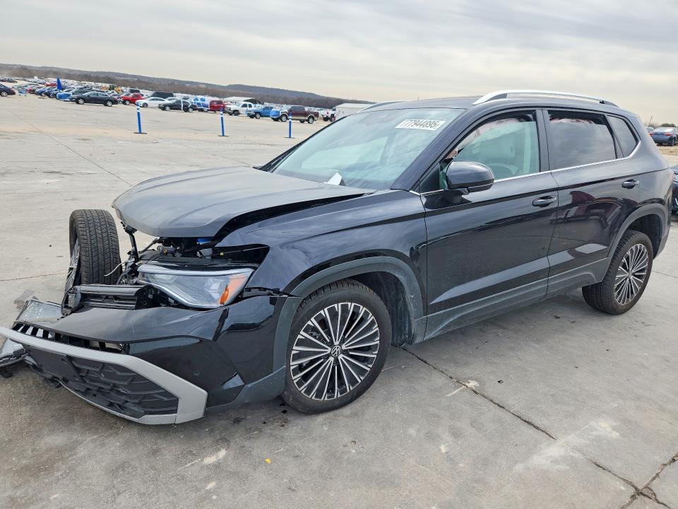 2025 Volkswagen Taos se