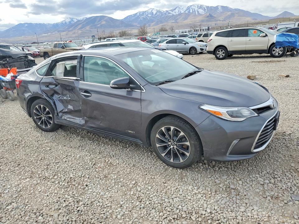 2016 Toyota Avalon Hybrid