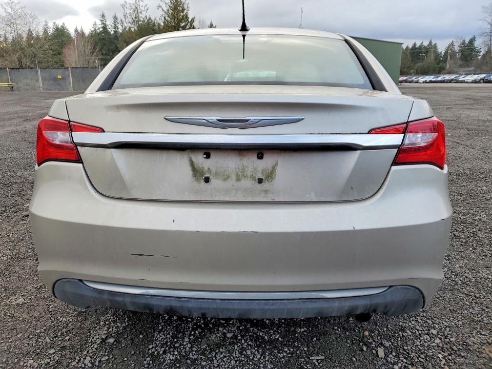 2013 Chrysler 200 Touring