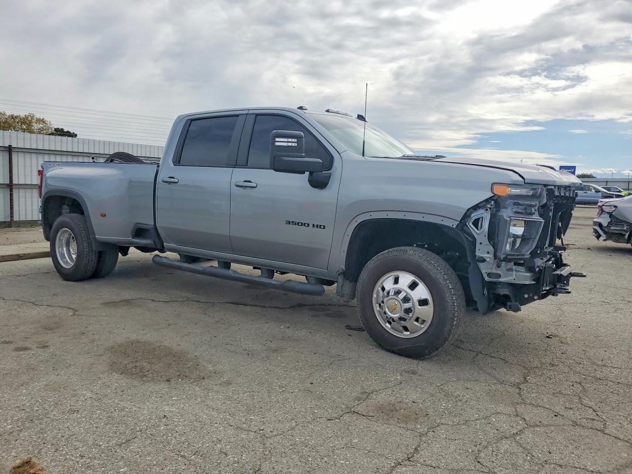 2026 Chevrolet Silverado K3500 LT