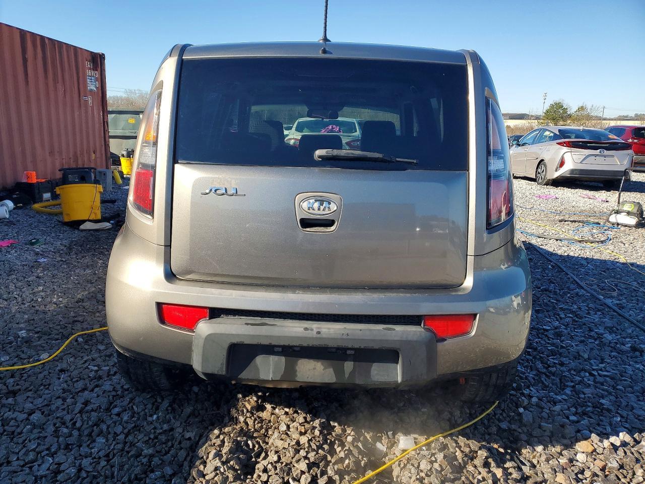 2010 KIA Soul +