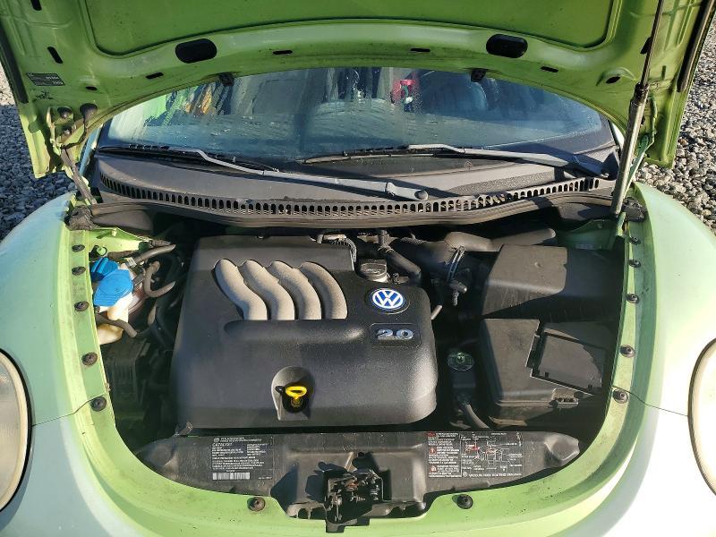 2002 Volkswagen New Beetle gl