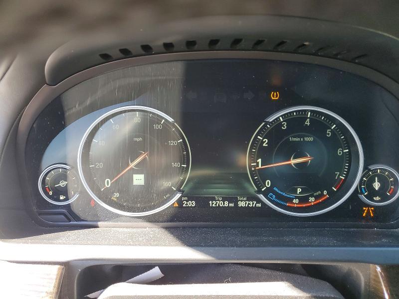 2015 BMW 740 i